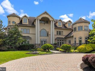 2 Aldans Way, Newtown, PA 18940