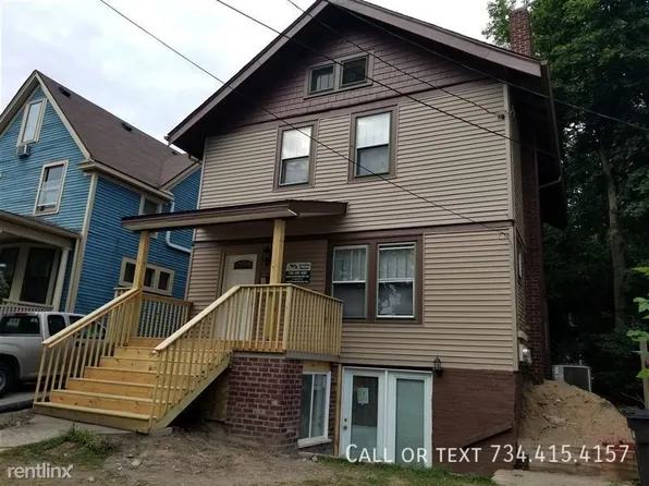 707 S Division St #1, Ann Arbor, MI 48104