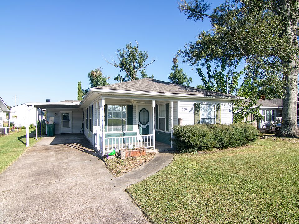 1300-BEECH-STREET