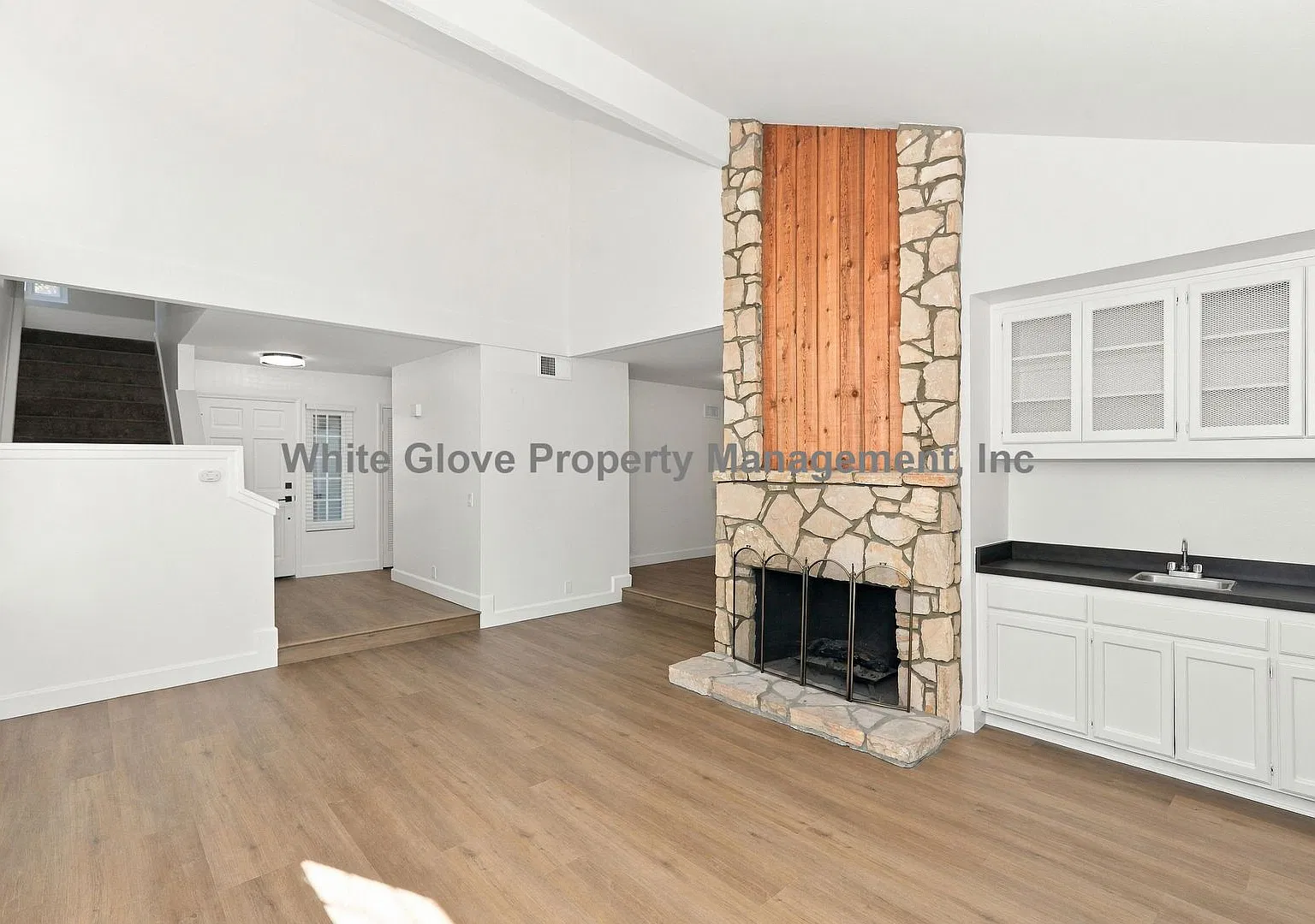 Updated 3 Bedroom Anaheim Home with Large Primary Suite & 2-Car Garage — Photo 4