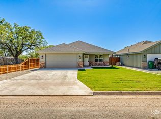1015 E 40th St, San Angelo, TX 76903