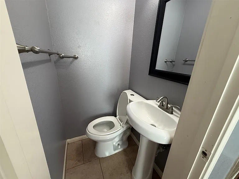 2308 Auburndale St #5 — Photo 18