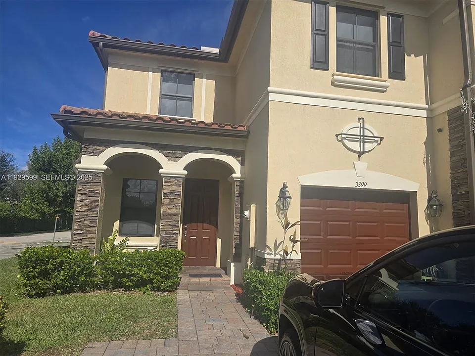 3399 W 90th Ter