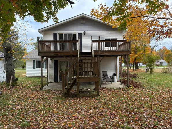 977 Kettle Lake Rd NE, Kalkaska, MI 49646