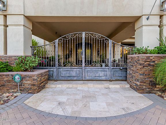 3rd image of 3920 E SOLANO Drive
