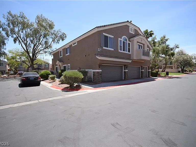6555 Bucking Horse Ln #103 — Photo 38