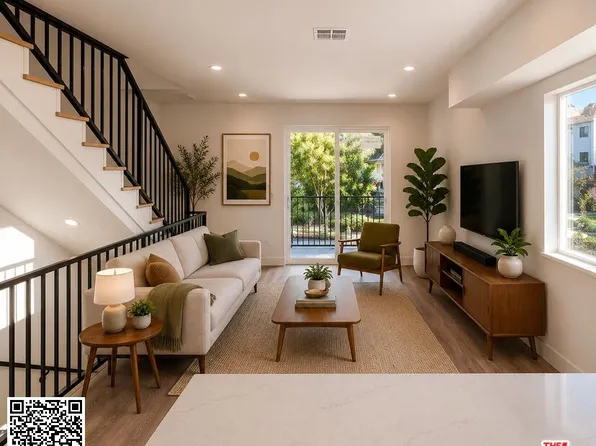10829 Peach Grove St, North Hollywood, CA