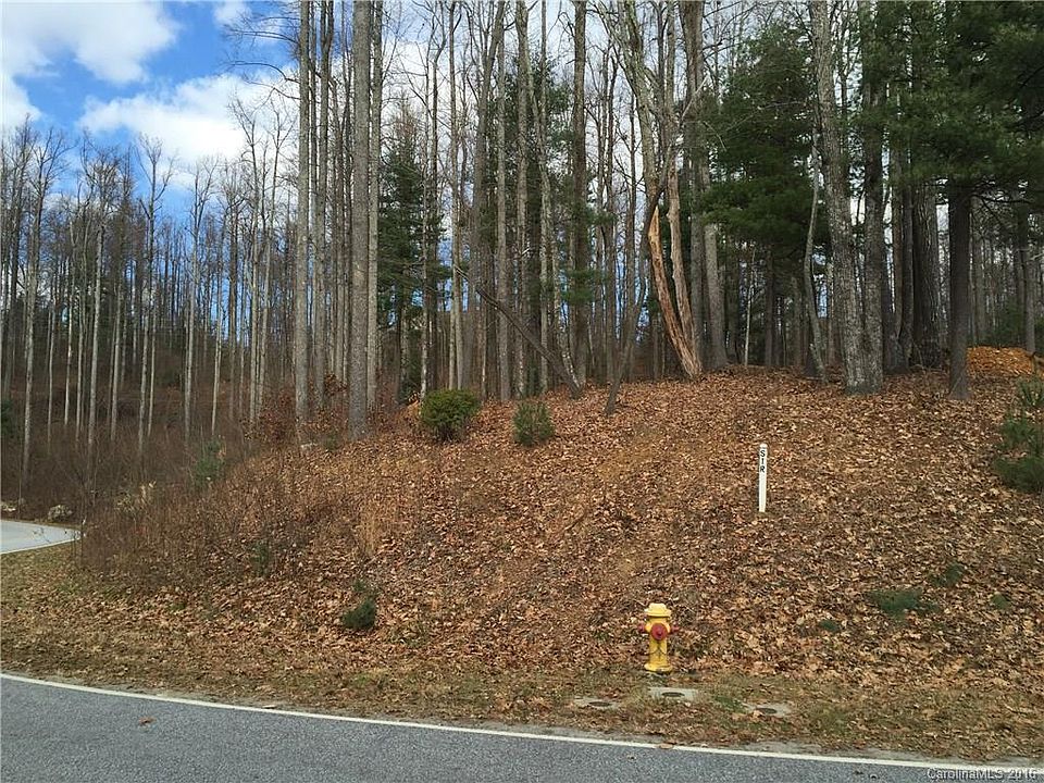 1st image of 372 Hollybrook Dr