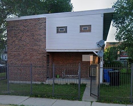 1st image of 3725 S Wabash Ave #1