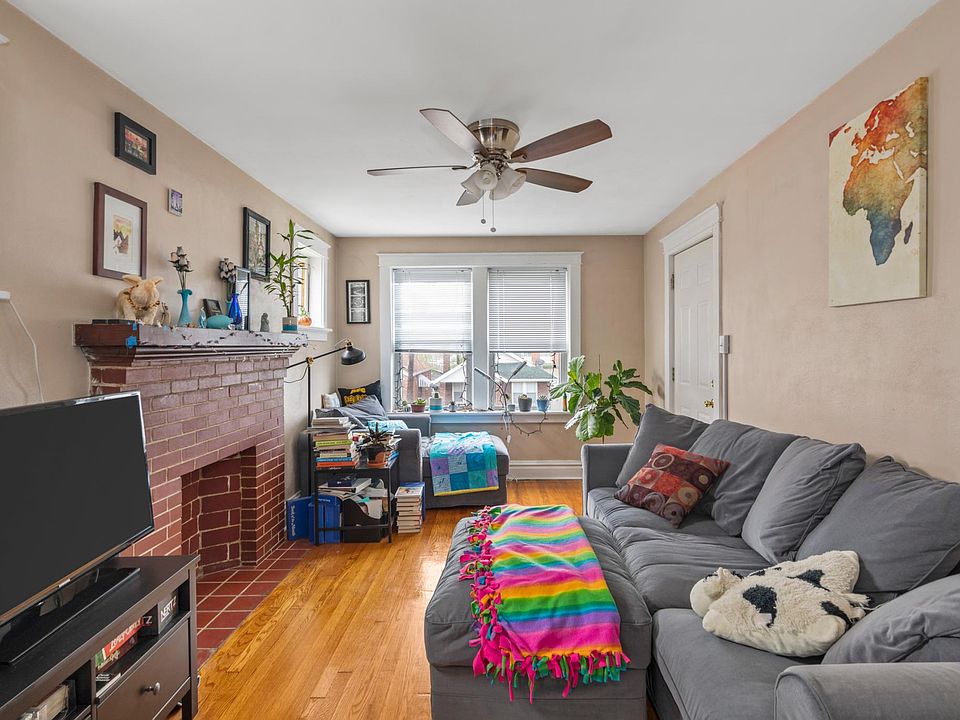 1st image of 6019 Scanlan Ave APT 2E