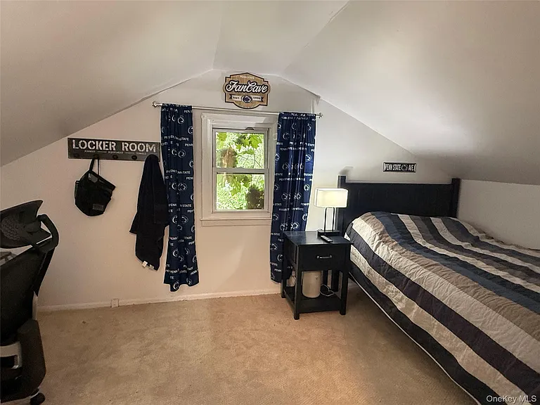 19 Cotswold Dr — Photo 18