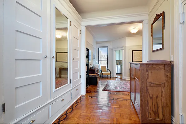 Sold by Stribling | media 27