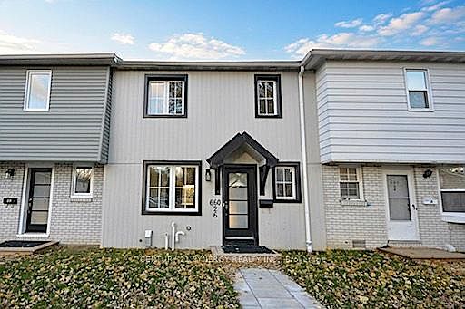 1st image of 660 Hochelaga St #26