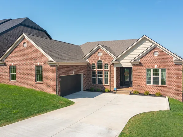 3952 Tatton Park, Lexington, KY 40515