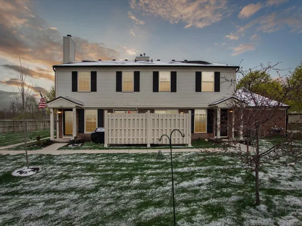 1492 Dover Hl S, Walled Lake, MI 48390
