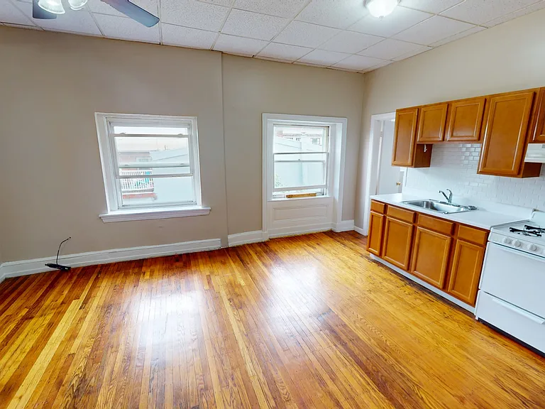 1114 Spruce Street, Philadelphia, PA 19107 — Photo 4