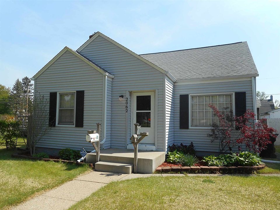 1st image of 2062 Beverly Pl