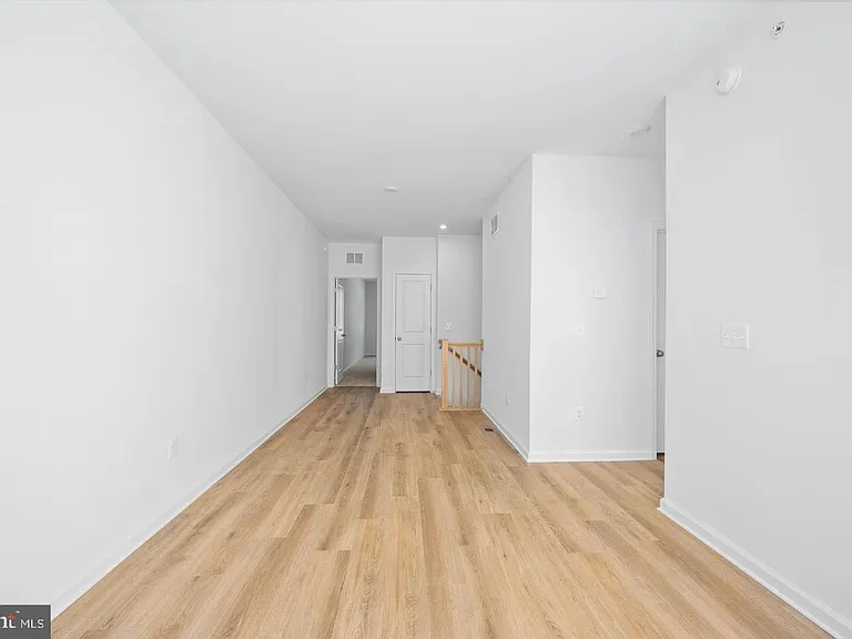 2536 Neabsco Common Pl — Photo 18