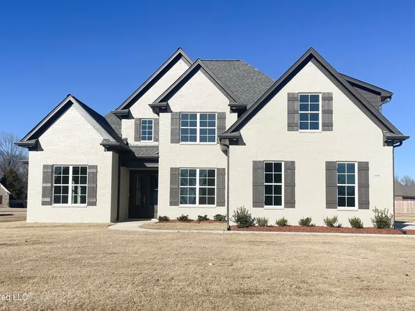 1698 S Clair Cir, Hernando, MS 38632