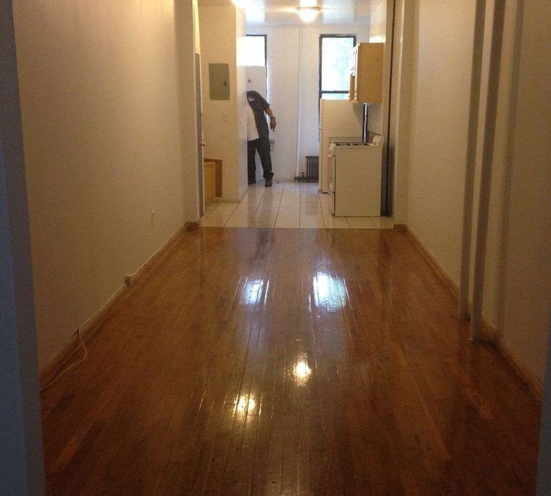 2nd image of 321 E 115th St APT 2B