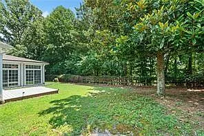 304 Laurel Glen Xing — Photo 34