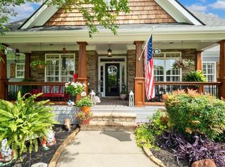 106 Chelsey Ct, Hoschton, GA