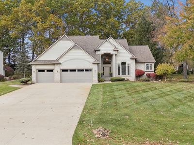4435 Driftwood Dr, Commerce Township, MI, 48382