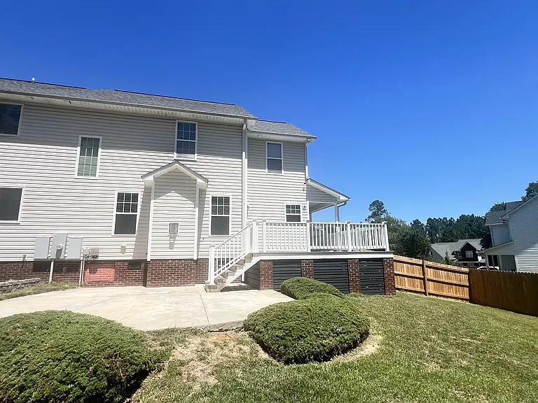 116 Grover Pl — Photo 20