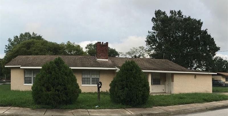 1st image of 15 N Palm Ave