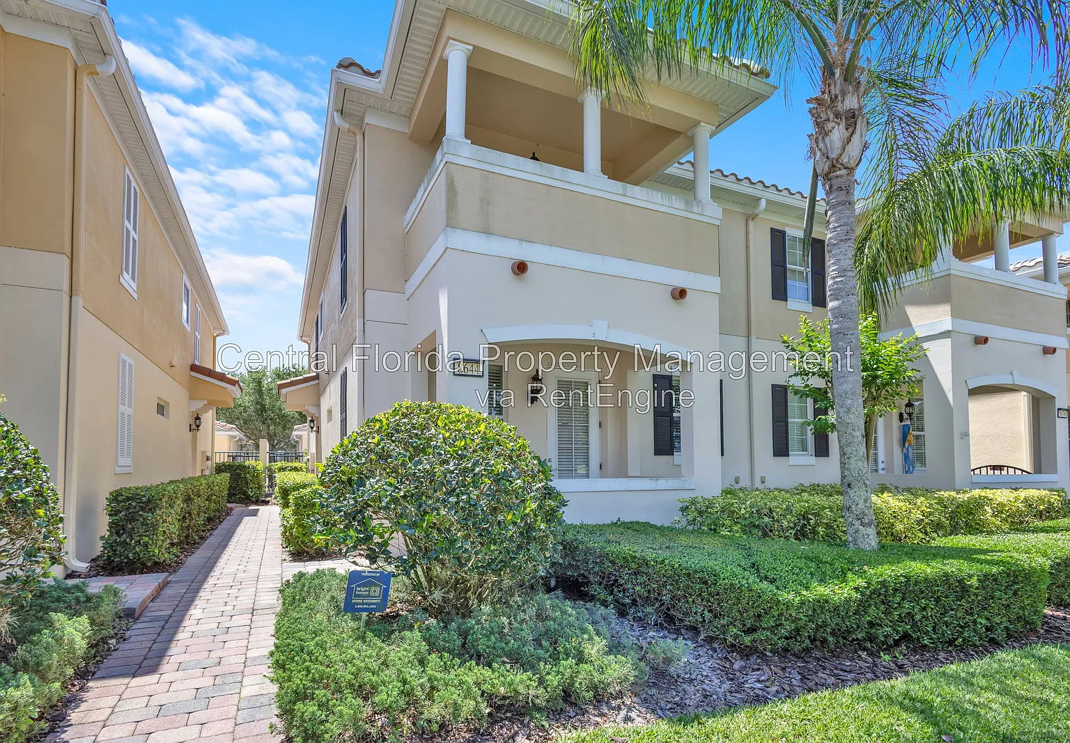 3 bed, 3.0 bath, 1835 sqft, $2,449 — Photo 2