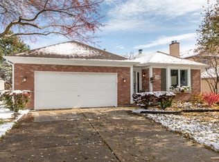 4675 Olmstead Dr, Hoffman Estates, IL 60192