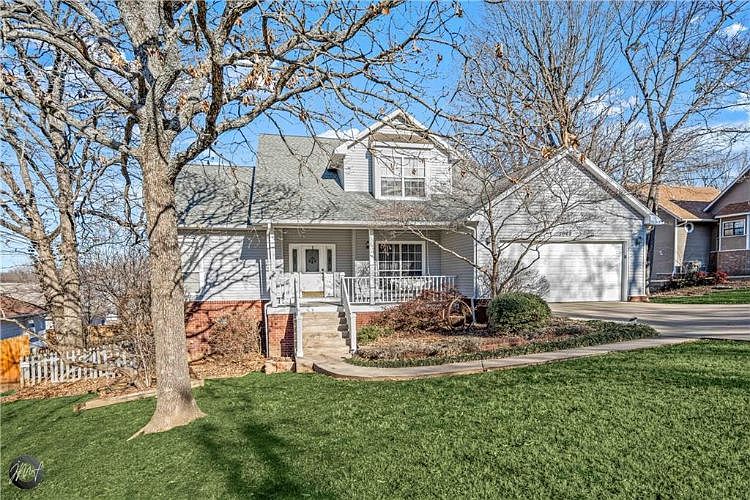 1st image of 3044 E Whippoorwill Ln