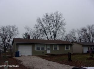 613 Mulberry Ave, New Bloomfield, MO 65063