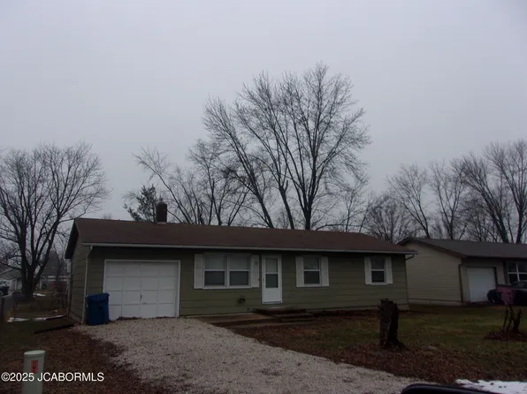 613 Mulberry Ave, New Bloomfield, MO 65063