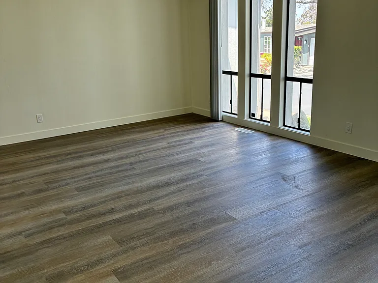 Knollwood Homes LLC — Photo 4