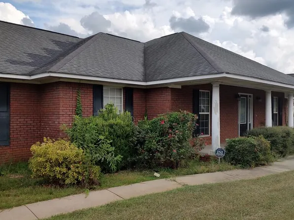 208 Sonya Dr, Enterprise, AL 36330