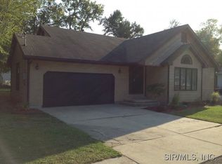 210 E Center St, Brighton, IL 62012