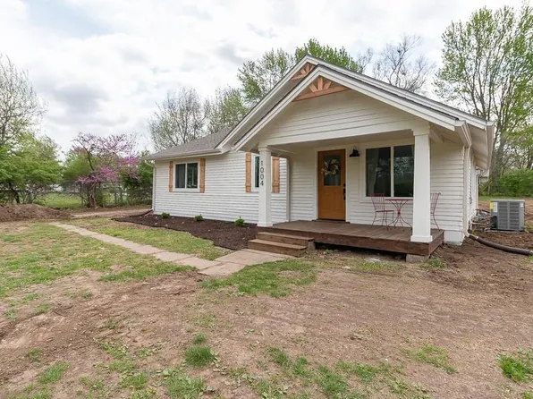 1004 E 7th St, Ottawa, KS 66067