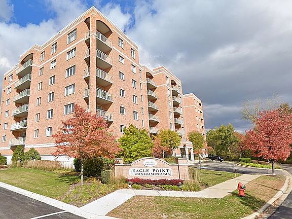 2nd image of 6801 N Milwaukee Ave APT 502