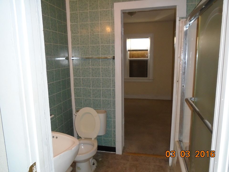2nd image of 5729 Wabash Ave