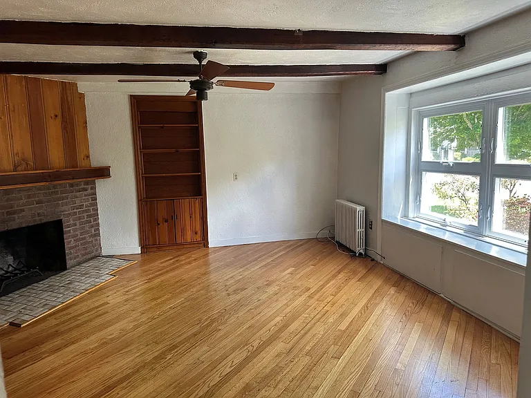 1 Emerson Ln — Photo 7