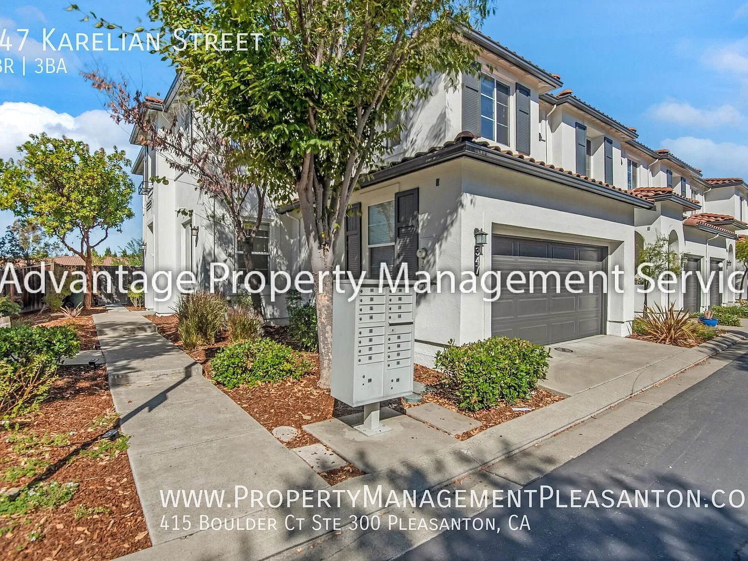 5-Bed, 3-Bath, 2,104 sq ft townhome off Camino Tassajara — Photo 2