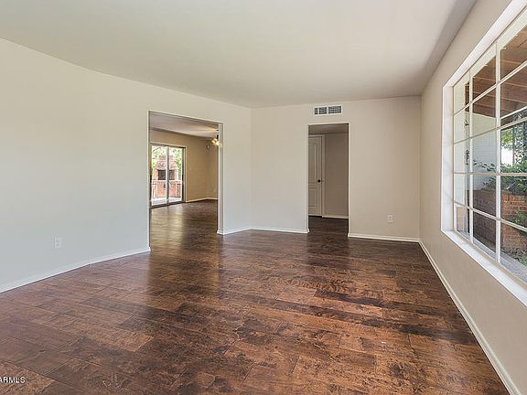 2nd image of 2838 E Campbell Ave