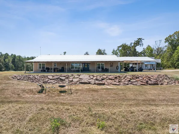 206 County Road 3664, Queen City, TX 75572