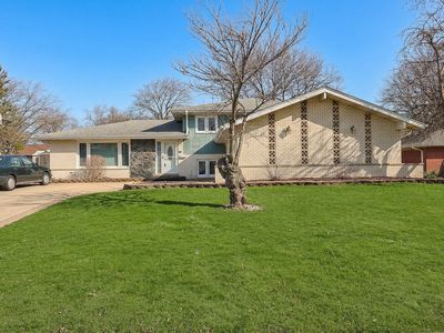 18W194 Claremont Dr, Darien, IL, 60561