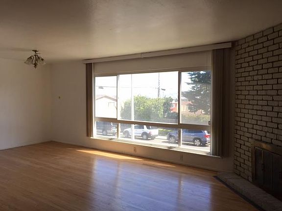 3rd image of 836 Higate Dr