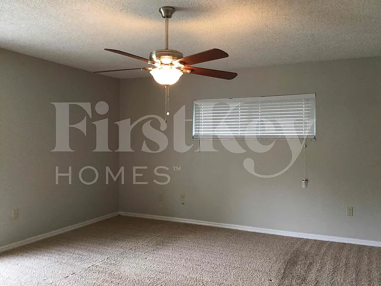 4514 Glen Eden — Photo 24