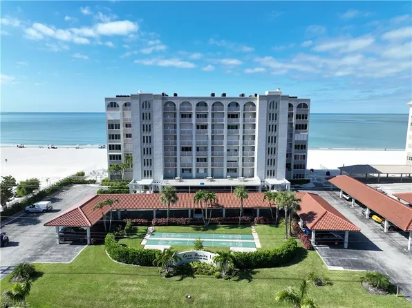 26000 Hickory BLVD #206, BONITA SPRINGS, FL 34134