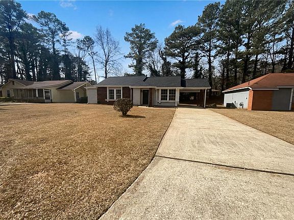 2nd image of 673 Utoy Cir SW