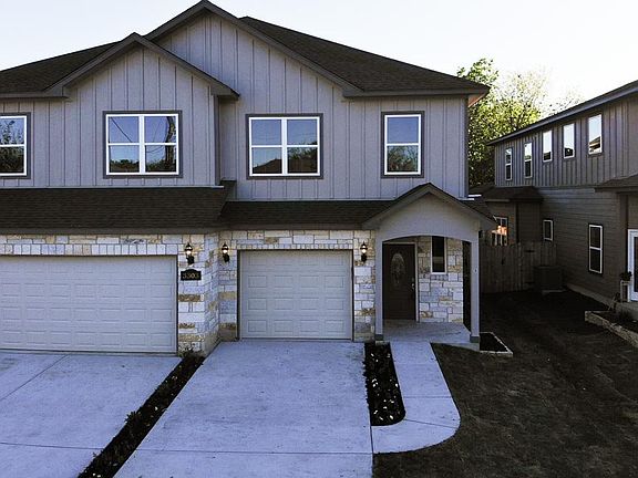 Unit B is on the right. 3beds, 2.5 baths, 1 car garage, private fenced back yard all bedrooms and laundry room are located upstairs.